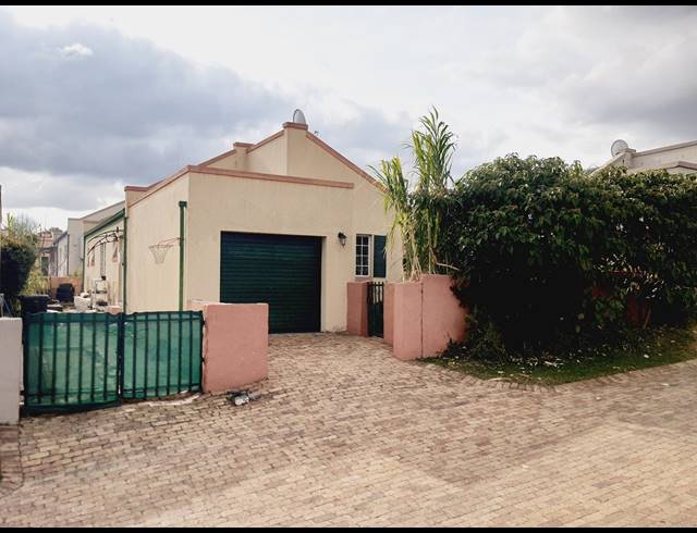 3 BEDROOM CLUSTER FOR SALE IN HALFWAY GARDENS